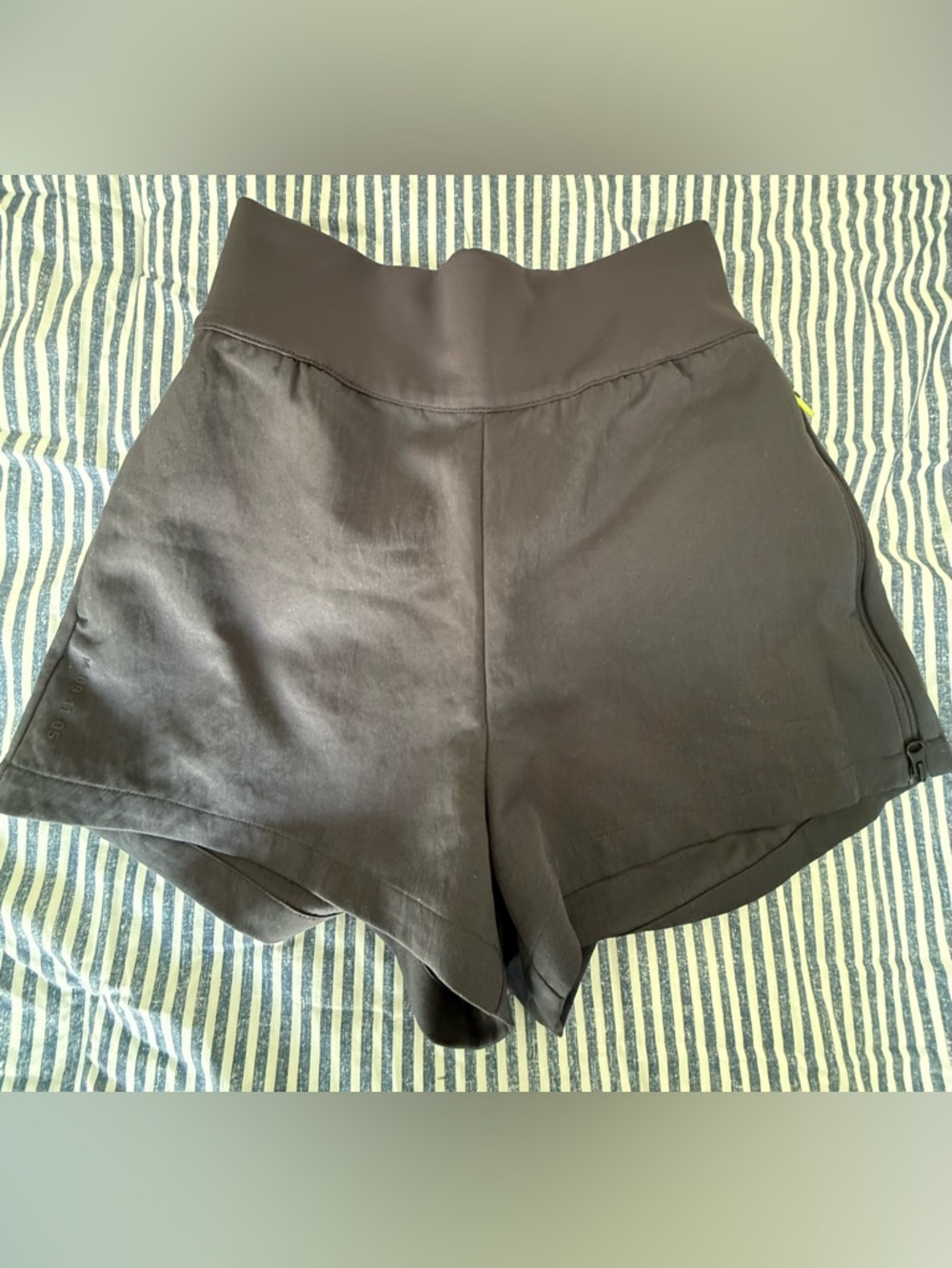 Nike Women's High-Waist Black Active Shorts